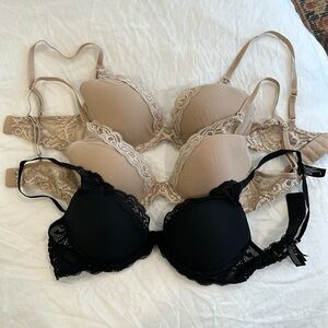 EUC Set of 3 Natori Feathers Nursing Bras